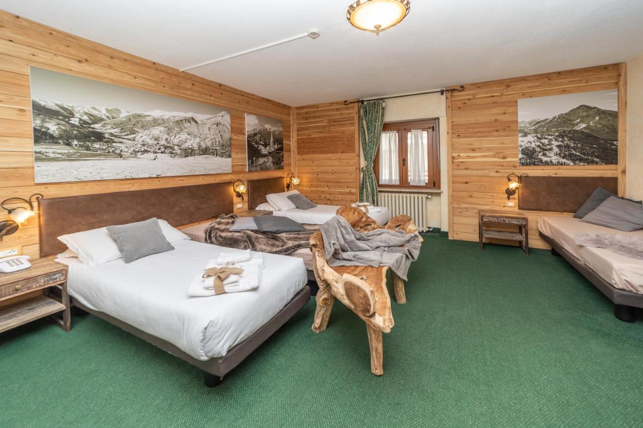 Hotel Gran Baita Oulx Eksteriør billede